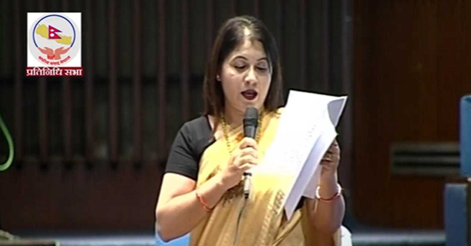 ‘गणतन्त्रमा  रेशम चौधरी जस्तालाई विना कुनै दोष जेलमा किन सडाइँदै छ ?’