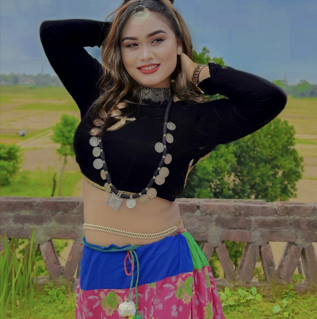 मोडलिङमे चम्कटी समुके लोकप्रियता