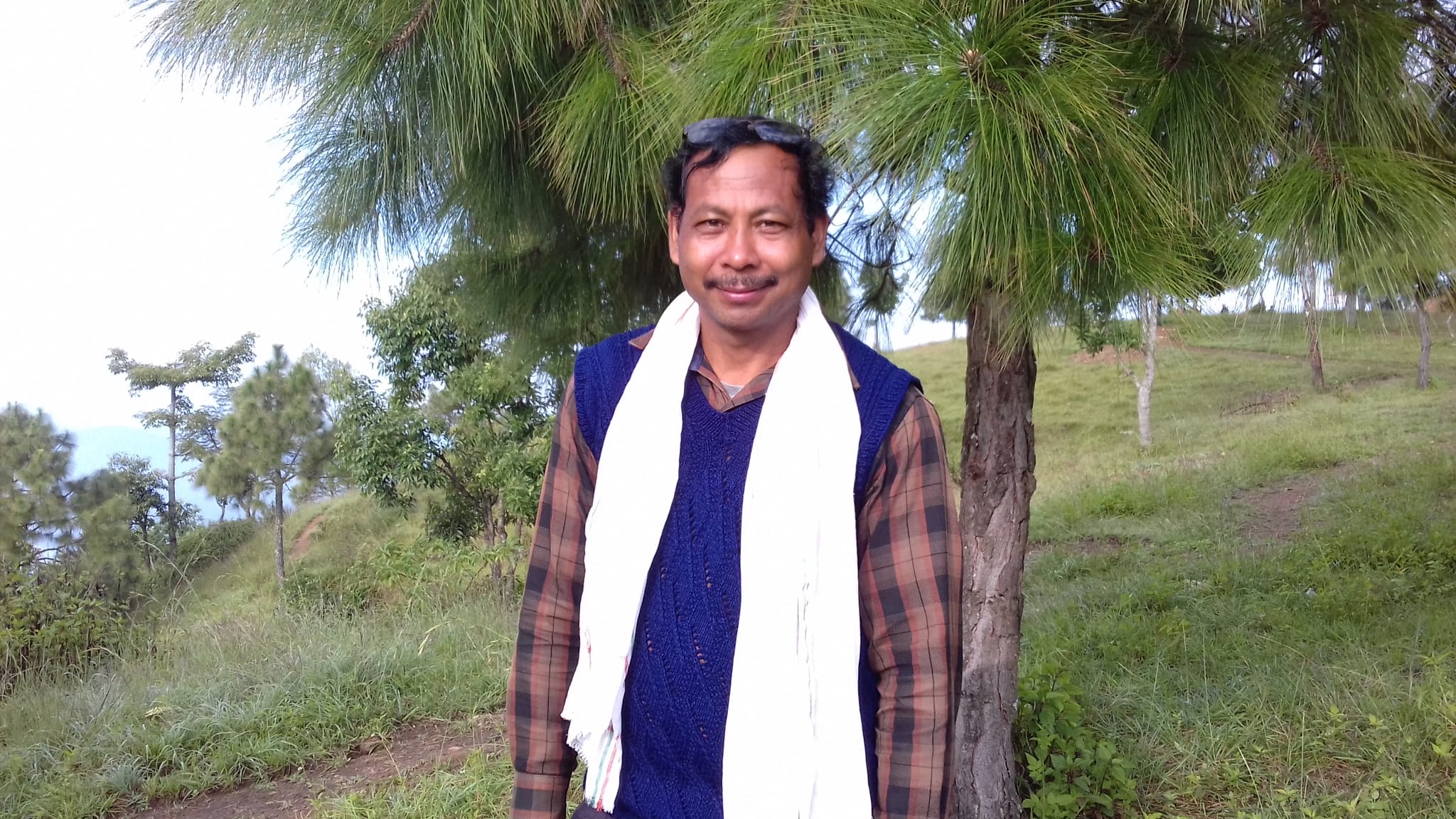 उहीँ उपिया, उही उडुस, उही किर्नाहरू डसेका छन्