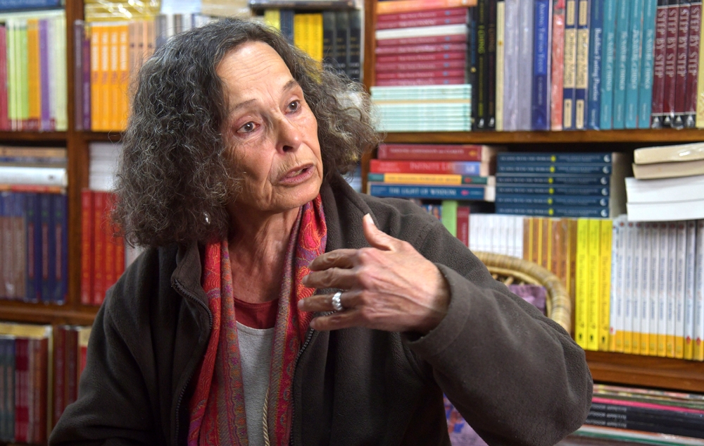 ‘मेरो रेकर्डमा थारू गुरुवाका मन्त्रहरू ५० वटा जति चक्कामा छ’