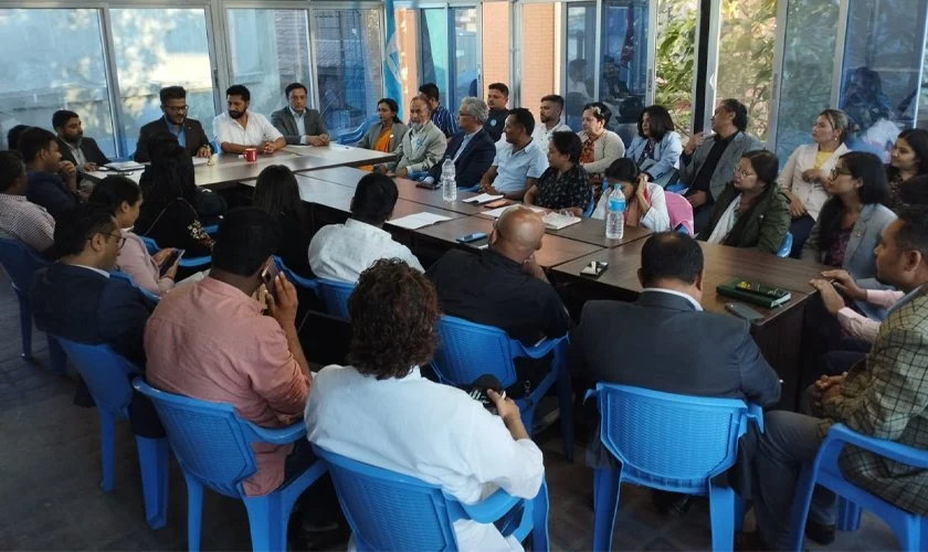 रास्वपाको केन्द्रीय विभागमा बस्न एमए पास हुनैपर्ने