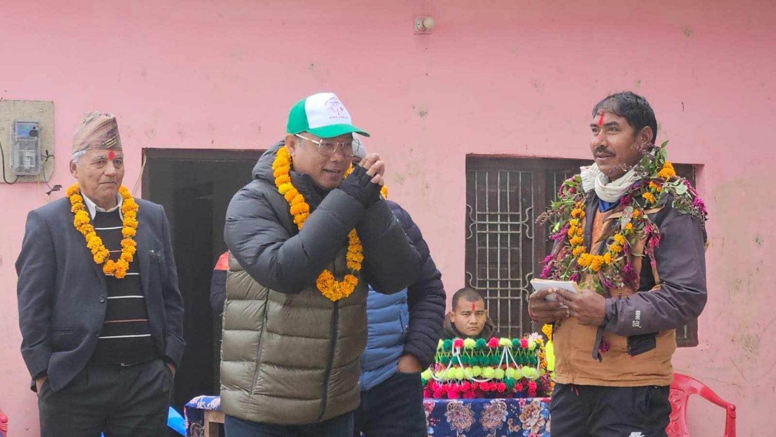 नाउपाको पुस २६ बाट हुने पहिलो महाधिवेशनको निम्तो बाँड्न जनताको बस्तीमा रेशम चौधरी